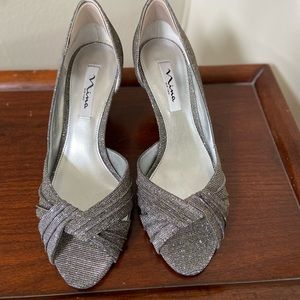 Beautiful Nina evening formal heels